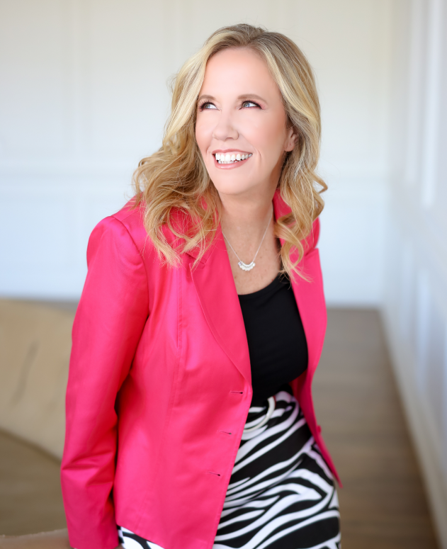 Shawna Suckow, CSP - small business keynote speaker, author of Small is Your Superpower, and creator of The Buyer Insider&mdash; framework